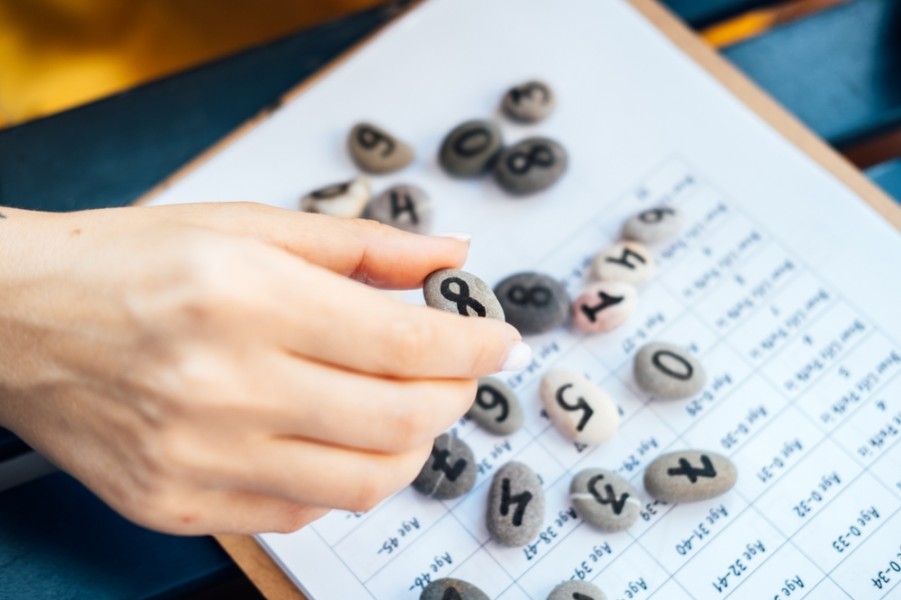Chiffre 8 numérologie : tout savoir sur son profil !
